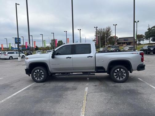 2022 Chevrolet Silverado 2500 Custom