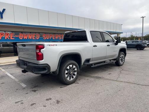 2022 Chevrolet Silverado 2500 Custom