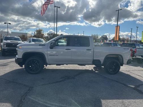 2026 Chevrolet Silverado 2500 Custom