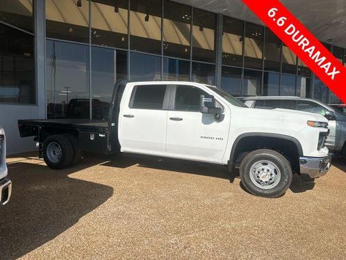 Summit White 2026 Chevrolet Silverado 3500 WT