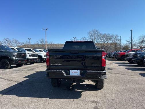 2026 Chevrolet Silverado 2500 Custom