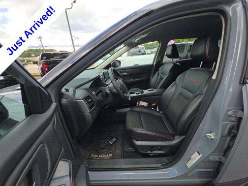 Boulder Gray Pearl 2025 Nissan Rogue Rock Creek