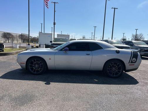 2022 Dodge Challenger R/T Scat Pack