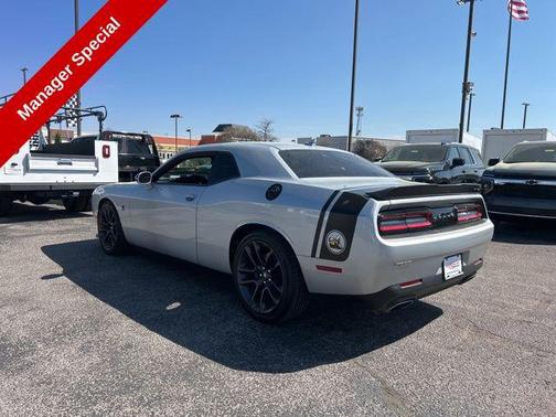Triple Nickel Clearcoat 2022 Dodge Challenger R/T Scat Pack