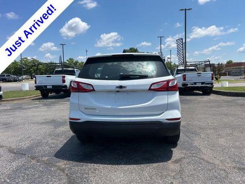 Summit White 2019 Chevrolet Equinox LS