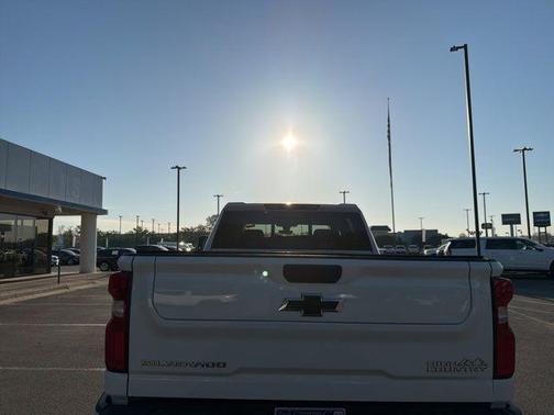 Summit White 2023 Chevrolet Silverado 2500 High Country