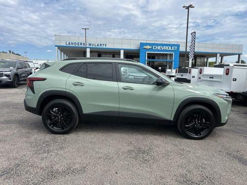 Cacti Green 2025 Chevrolet Trax FWD ACTIV