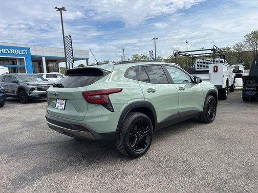 Cacti Green 2025 Chevrolet Trax FWD ACTIV