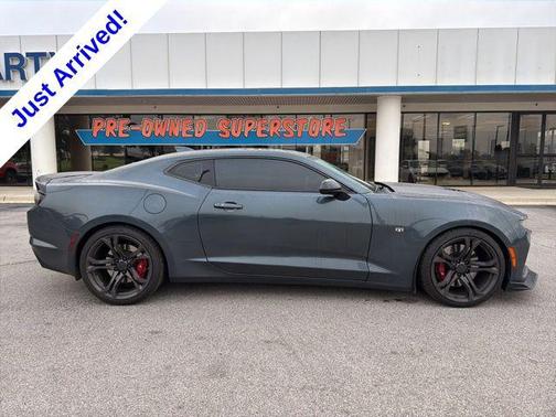 Shadow Gray Metallic 2019 Chevrolet Camaro 1SS