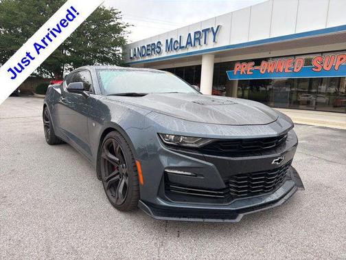 Shadow Gray Metallic 2019 Chevrolet Camaro 1SS