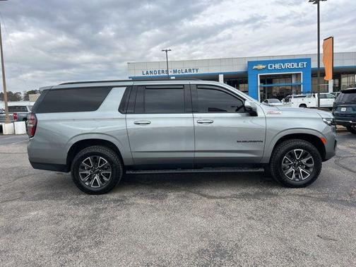 2024 Chevrolet Suburban 4WD Z71