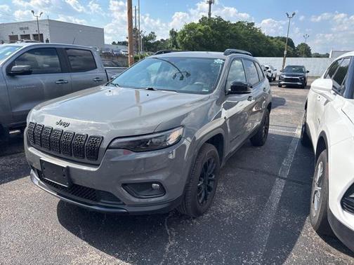 2023 Jeep Cherokee Altitude
