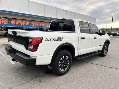 2024 Nissan Titan PRO-4X