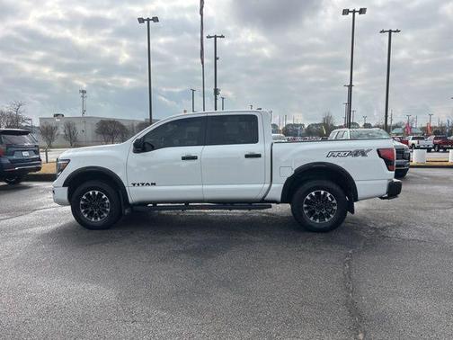2024 Nissan Titan PRO-4X