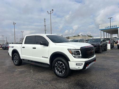 2024 Nissan Titan PRO-4X