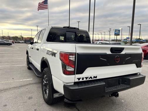 2024 Nissan Titan PRO-4X