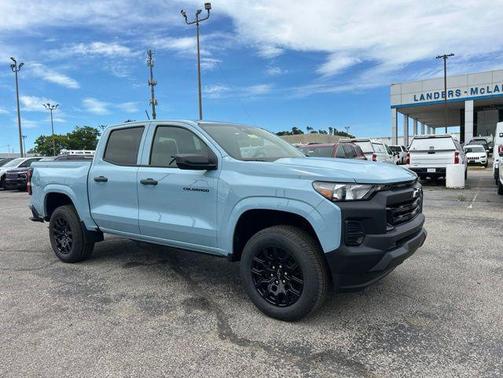 Snowdrift Metallic 2026 Chevrolet Colorado WT