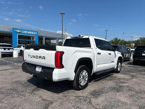 2022 Toyota Tundra SR5