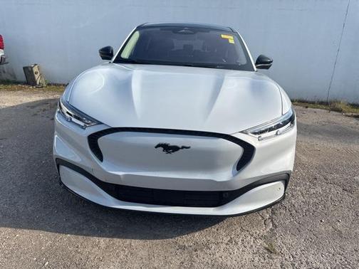 2023 Ford Mustang Mach-E California Route 1