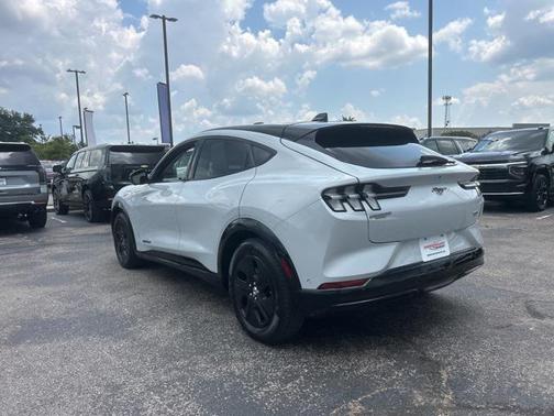 2023 Ford Mustang Mach-E California Route 1