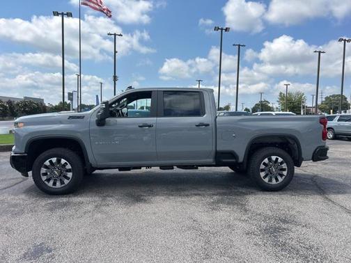 2025 Chevrolet Silverado 2500 Custom