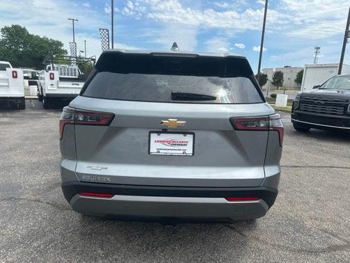 Sterling Gray Metallic 2026 Chevrolet Equinox 1LT