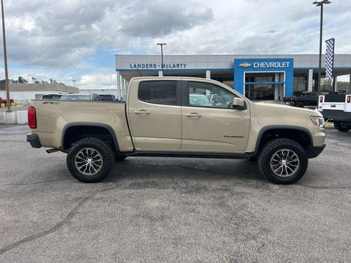 Sand Dune Metallic 2022 Chevrolet Colorado ZR2