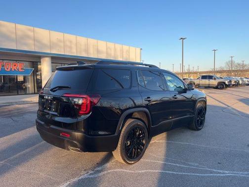 2023 GMC Acadia FWD SLT