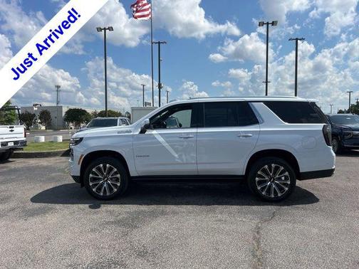 Polar White Tricoat 2026 Chevrolet Tahoe 4WD High Country