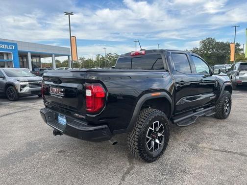 2024 GMC Canyon AT4X