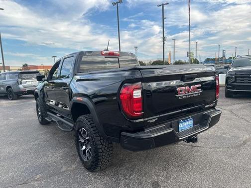 2024 GMC Canyon AT4X