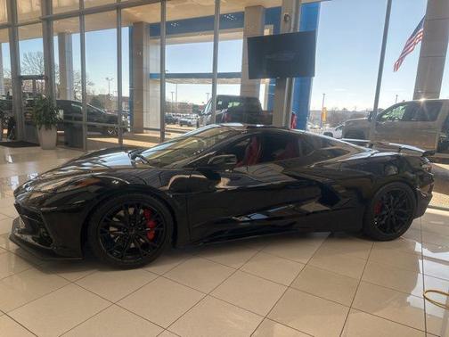 2026 Chevrolet Corvette Stingray w/2LT
