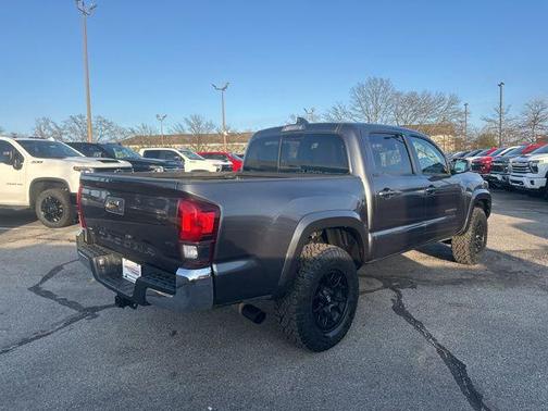 2022 Toyota Tacoma SR5