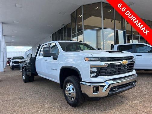 Summit White 2026 Chevrolet Silverado 3500 LT