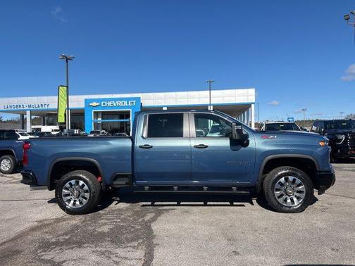 2026 Chevrolet Silverado 2500 Custom