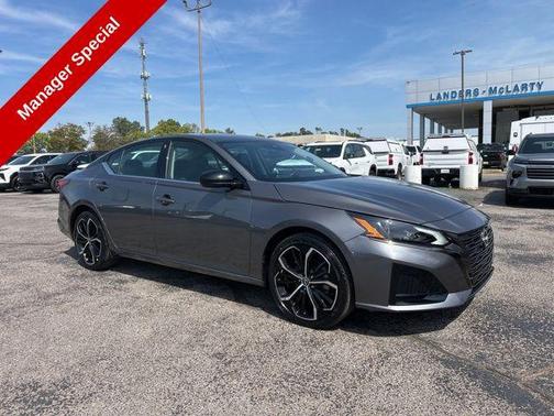 Gun Metallic 2024 Nissan Altima SR FWD