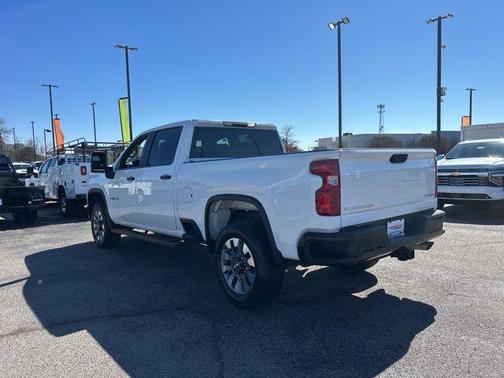 2024 Chevrolet Silverado 2500 Custom