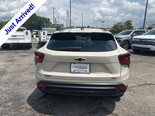 White Sands 2026 Chevrolet Trax FWD 2RS