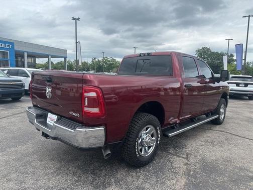 2024 RAM 2500 Tradesman Crew Cab 4x4 6'4' Box