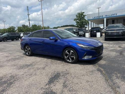 2022 Hyundai ELANTRA Limited