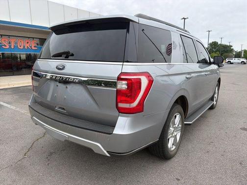 ICONIC SILVER METALLIC 2021 Ford Expedition XLT