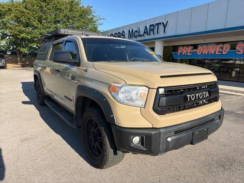 Quicksand 2017 Toyota Tundra SR5