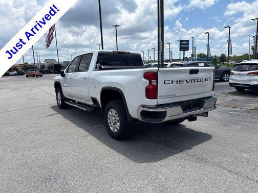 Summit White 2022 Chevrolet Silverado 2500 LT