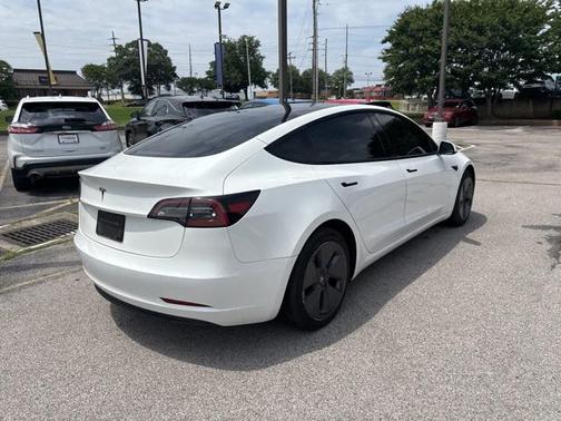 2023 Tesla Model 3 Standard Range