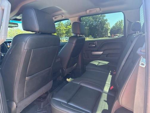 2017 Chevrolet Silverado 1500 2LT
