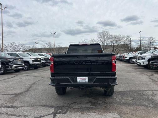 2026 Chevrolet Silverado 2500 Custom