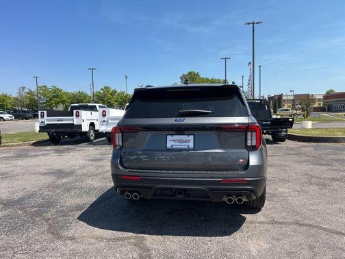 CARBONIZED GRAY METALLIC 2025 Ford Explorer ST
