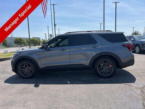 CARBONIZED GRAY METALLIC 2025 Ford Explorer ST