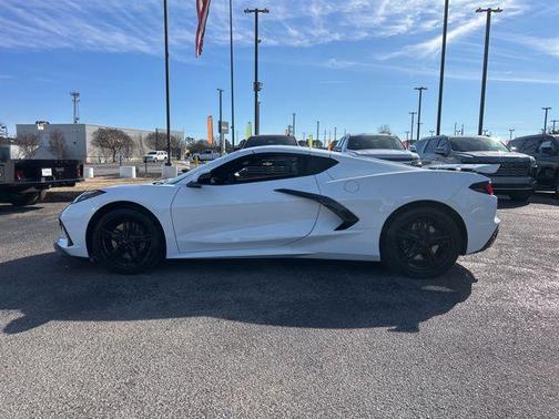 Arctic White 2026 Chevrolet Corvette Stingray w/1LT