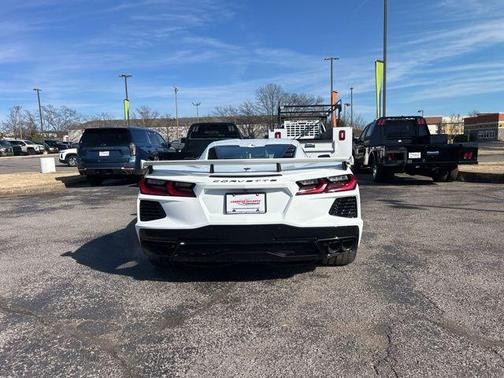 Arctic White 2026 Chevrolet Corvette Stingray w/1LT